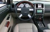 2009 Chrysler 300 dashboard
