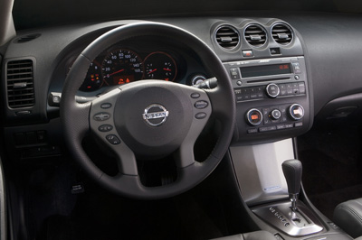 New Nissan Altima interior New Nissan Altima interior