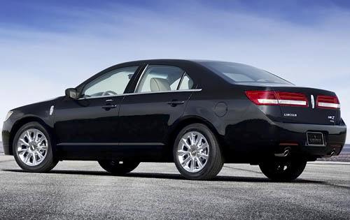 2010 Lincoln MKZ rear view