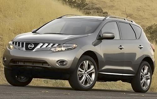 2010 Nissan Murano LE front view