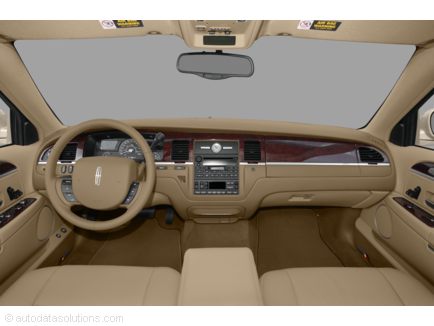 2010 Lincoln Town Car interior 2010 Lincoln Town Car Interior. 2010 Lincoln Town Car interior
