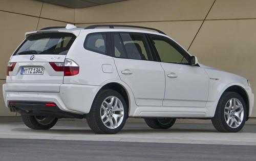 2010 BMW X3 rear view