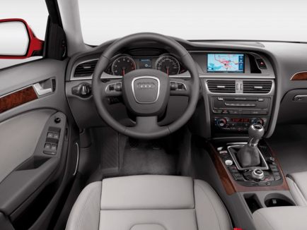 2011 Audi A4 interior