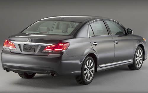 2011 Toyota Avalon Limited rear view