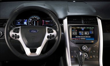 2011 Ford Edge dash