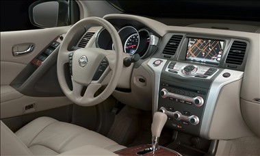 2011 Nissan Murano interior