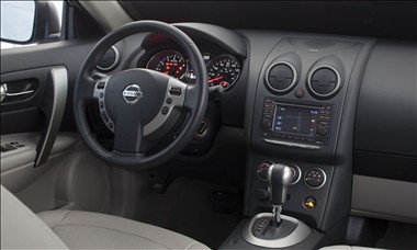 2011 Nissan Rogue interior