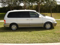 Kia Sedona Pictures