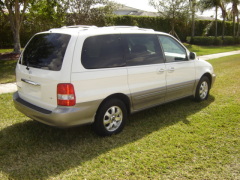 2004 Kia Sedona EX Picture