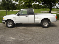 Mazda B3000 Picture