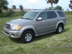 2001 Toyota Sequoia SR5 Pictures