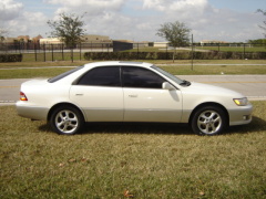 2001 Lexus ES300 Picture