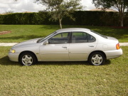 2001 Nissan Altima GXE Picture