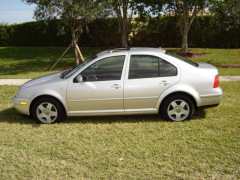 Volkswagen Jetta Pictures