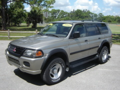 2001 Mitsubishi Montero Sport Pictures Page