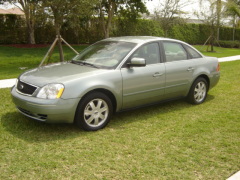 2005 Ford Five Hundred SE Picture