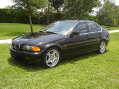 2001 BMW 330i Pictures
