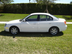 2004 Hyundai Elantra GLS Picture