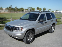 Jeep Grand Cherokee Laredo