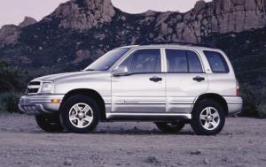 Chevy Tracker LT 4WD (2004)