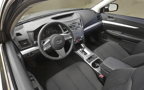 2010 Subaru Legacy interior