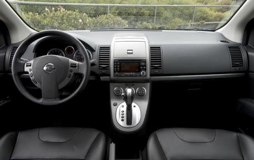 2010 Nissan Sentra 2.0 SL interior