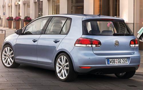 2010 Volkswagen Golf Hatchback four-Door