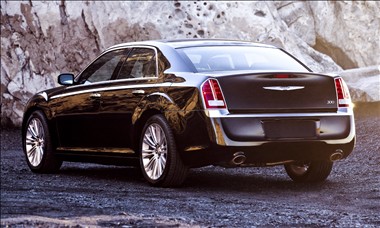 2011 Chrysler 300 rear view