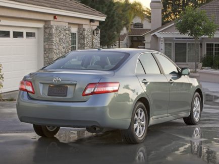 2011 Toyota Camry rear view 2011 Toyota Camry rear view