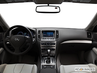 2011 Infiniti G37 Sedan interior