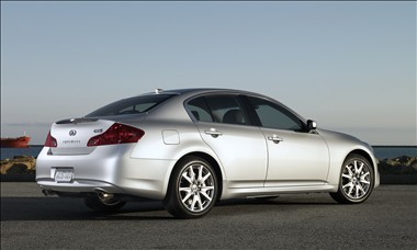 2011 Infiniti G37 Sedan rear view