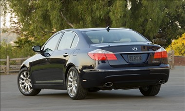 2011 Hyundai Genesis rear view