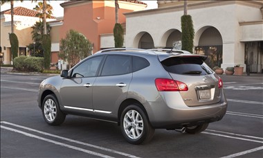 2011 Nissan Rogue rear view