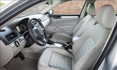 2012 VW Passat interior