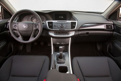 2013 Honda Accord interior