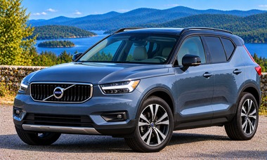 2021 Volvo XC40 compact luxury SUV